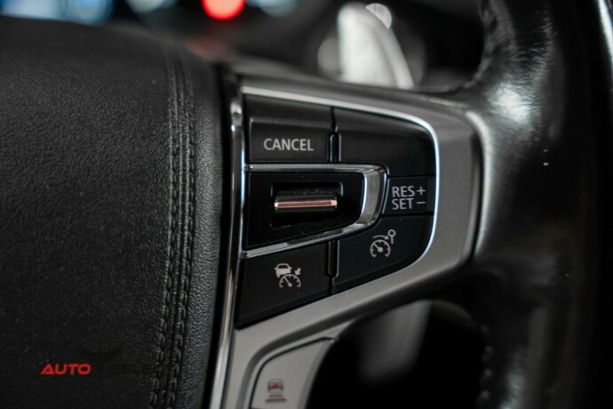 mitsubishi-outlander-elektrisitetbensin-2016-big-31