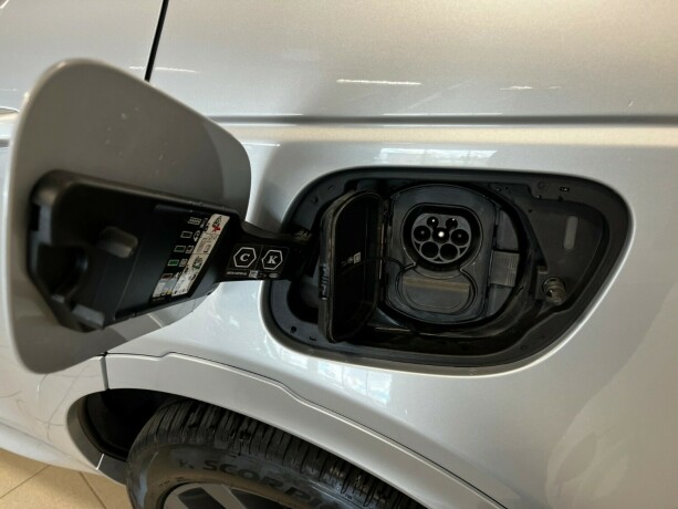 land-rover-discovery-sport-elektrisitetbensin-2023-big-18