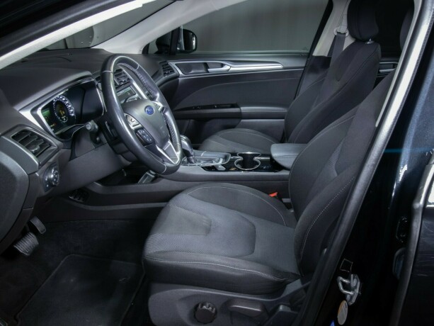 ford-mondeo-bensin-2015-big-34