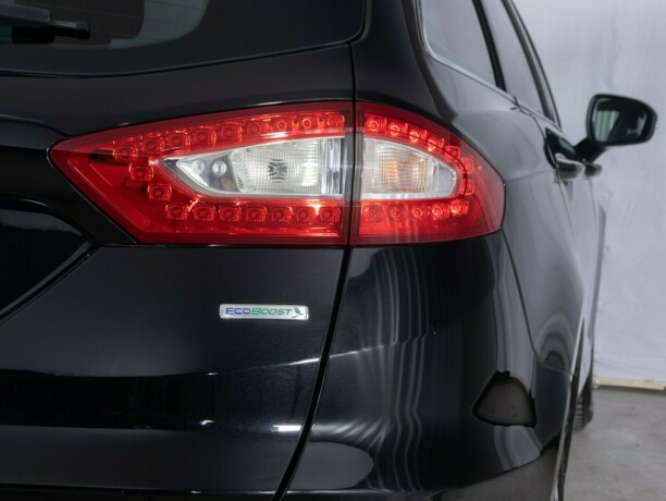 ford-mondeo-bensin-2015-big-7