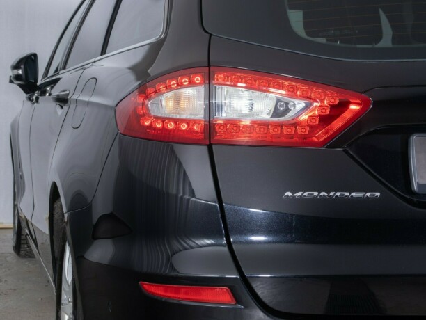 ford-mondeo-bensin-2015-big-8