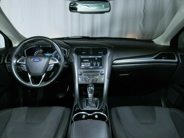 ford-mondeo-bensin-2015-big-22