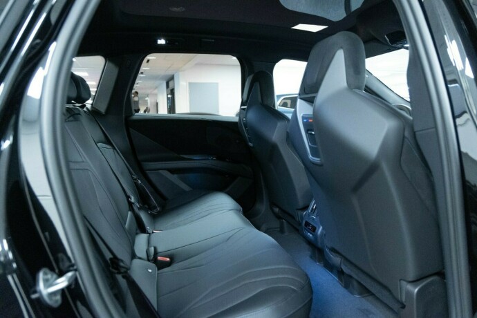 bmw-ix3-elektrisitet-2026-big-15