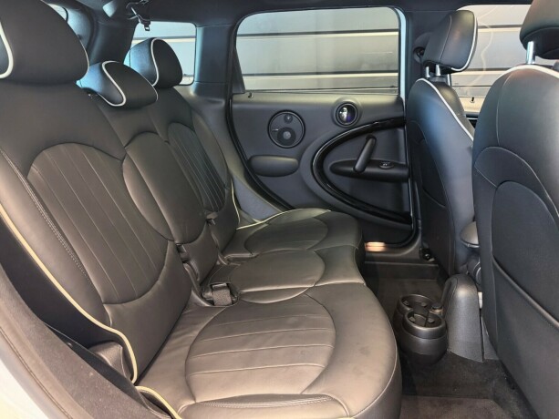 mini-countryman-cooper-s-bensin-2014-big-17