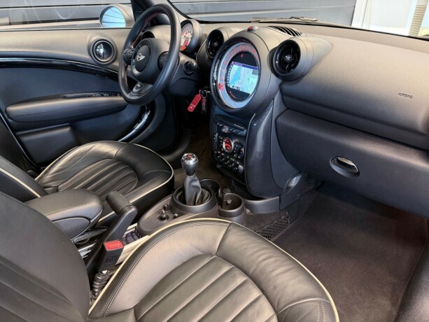 mini-countryman-cooper-s-bensin-2014-big-14