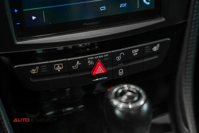 mercedes-benz-cls-bensin-2005-big-39