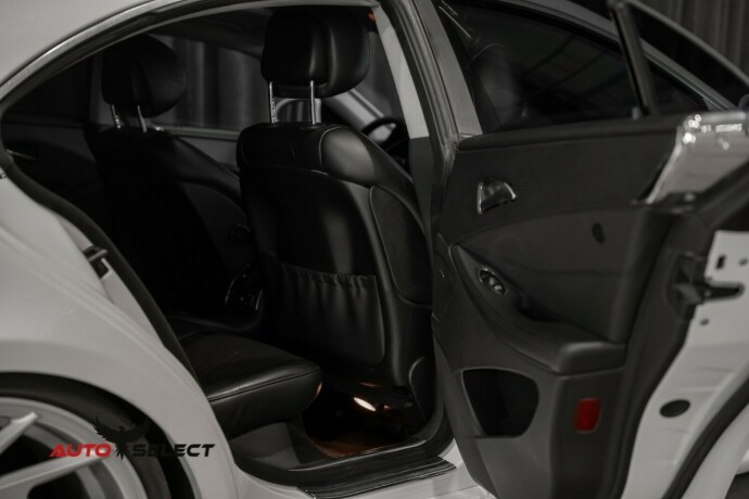mercedes-benz-cls-bensin-2005-big-15