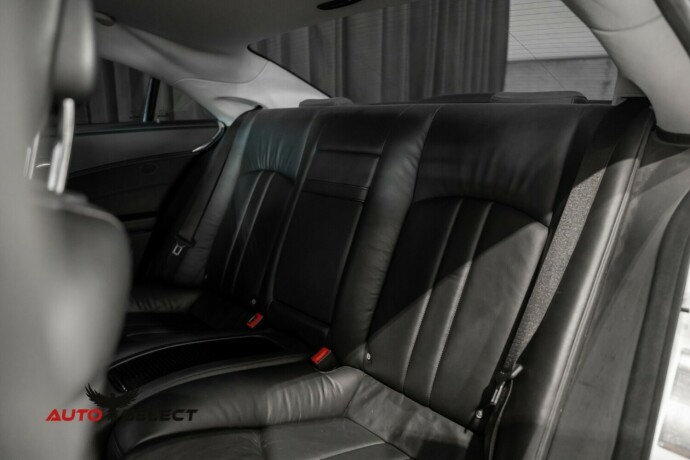 mercedes-benz-cls-bensin-2005-big-19