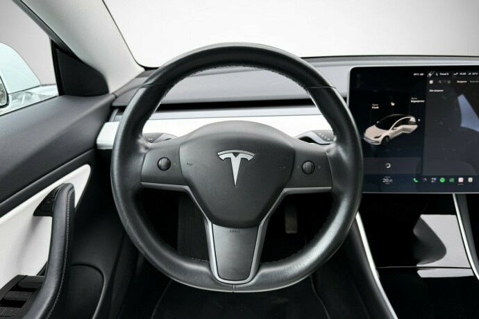 tesla-model-3-elektrisitet-2019-big-36