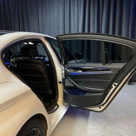 bmw-5-serie-elektrisitetbensin-2017-big-23