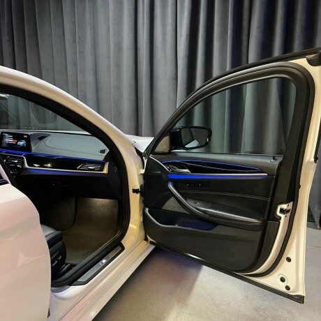 bmw-5-serie-elektrisitetbensin-2017-big-30