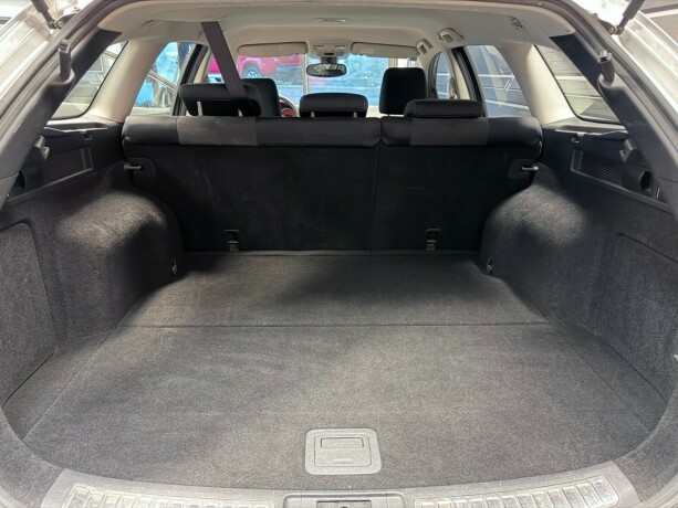 mazda-6-diesel-2010-big-18