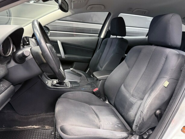 mazda-6-diesel-2010-big-12