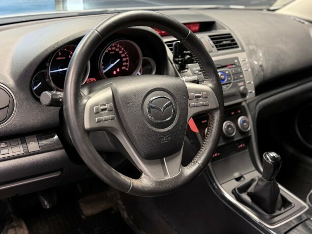 mazda-6-diesel-2010-big-10
