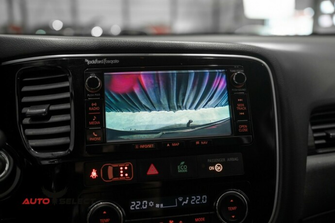 mitsubishi-outlander-diesel-2016-big-46
