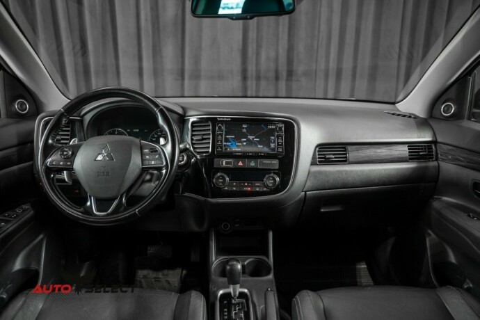 mitsubishi-outlander-diesel-2016-big-36