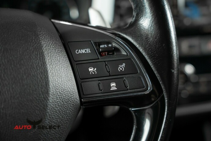 mitsubishi-outlander-diesel-2016-big-33