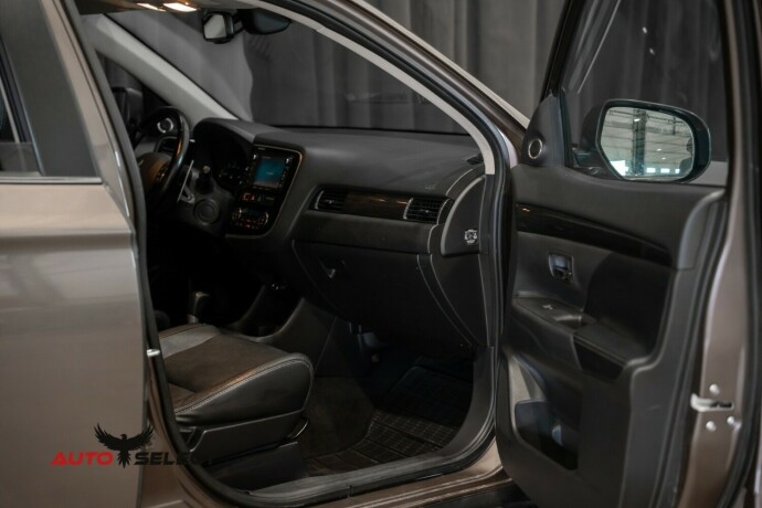 mitsubishi-outlander-diesel-2016-big-19