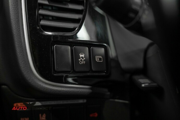 mitsubishi-outlander-diesel-2016-big-29