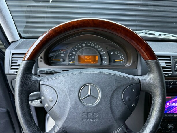 mercedes-benz-gel228ndewagen-bensin-2004-big-12