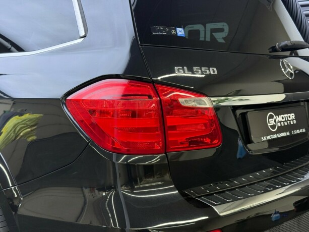 mercedes-benz-gl-bensin-2013-big-6