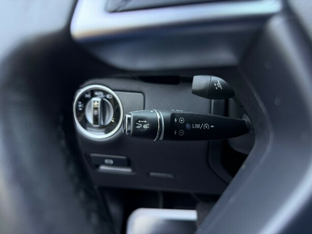 mercedes-benz-gl-bensin-2013-big-14