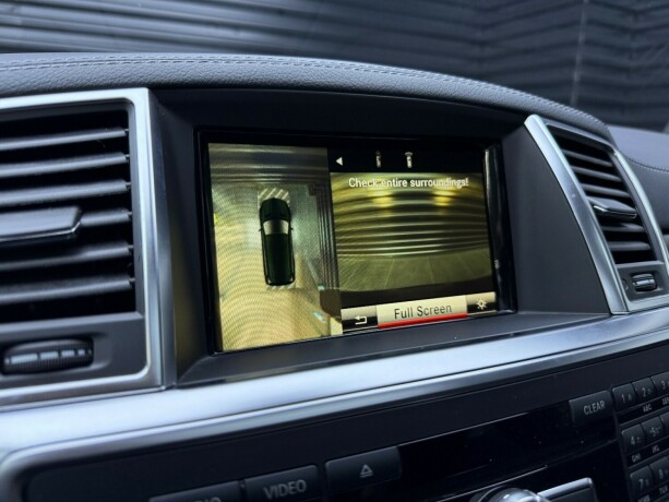 mercedes-benz-gl-bensin-2013-big-16
