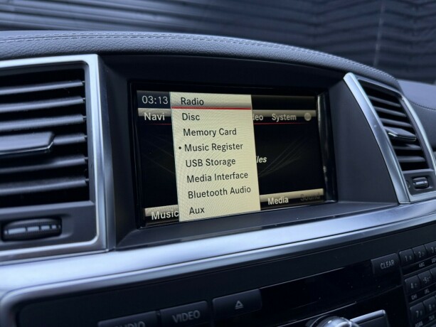 mercedes-benz-gl-bensin-2013-big-15