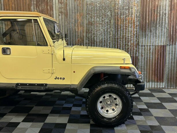 jeep-wrangler-bensin-1988-big-3