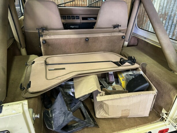 jeep-wrangler-bensin-1988-big-33