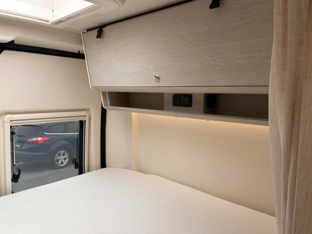 tourne-black-edition-topputgave-vinterisolert-el-varme-i-gulv-stor-varmer-solcelle-lithium-x2-diesel-2019-big-54