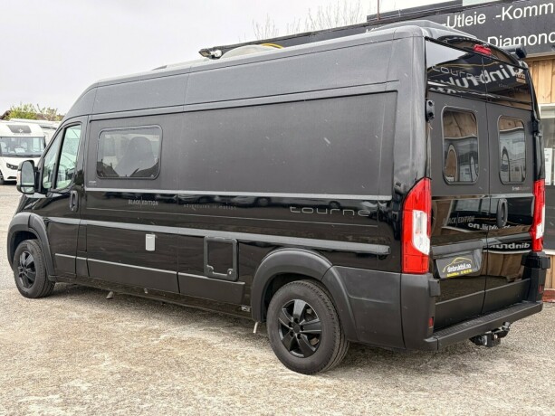 tourne-black-edition-topputgave-vinterisolert-el-varme-i-gulv-stor-varmer-solcelle-lithium-x2-diesel-2019-big-6