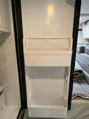 tourne-black-edition-topputgave-vinterisolert-el-varme-i-gulv-stor-varmer-solcelle-lithium-x2-diesel-2019-big-40