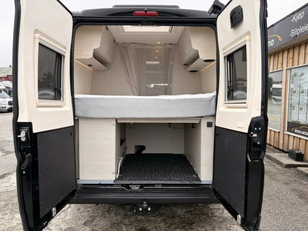 tourne-black-edition-topputgave-vinterisolert-el-varme-i-gulv-stor-varmer-solcelle-lithium-x2-diesel-2019-big-57