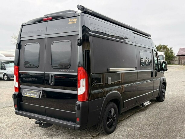 tourne-black-edition-topputgave-vinterisolert-el-varme-i-gulv-stor-varmer-solcelle-lithium-x2-diesel-2019-big-4