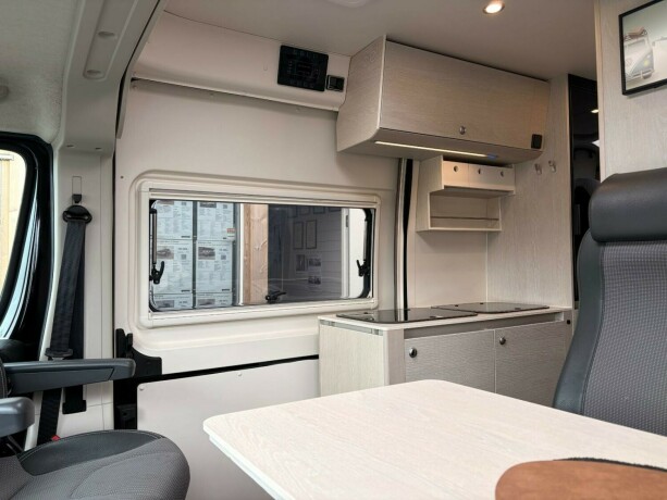 tourne-black-edition-topputgave-vinterisolert-el-varme-i-gulv-stor-varmer-solcelle-lithium-x2-diesel-2019-big-24