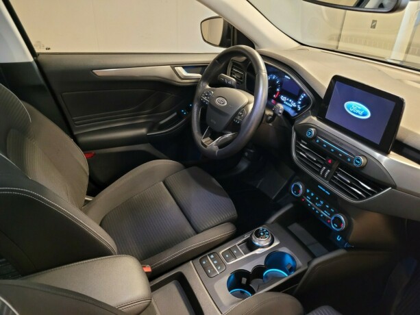 ford-focus-diesel-2019-big-15