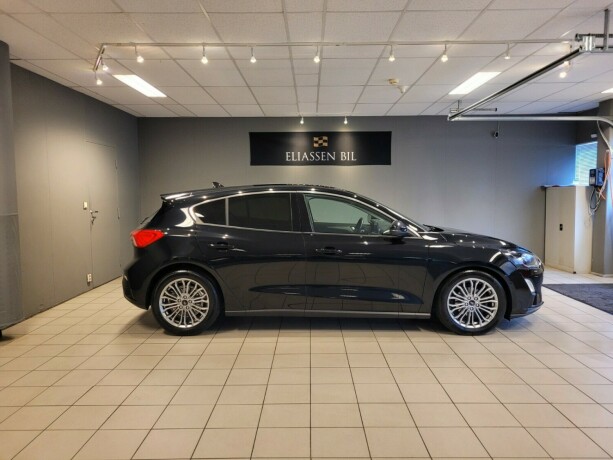 ford-focus-diesel-2019-big-3