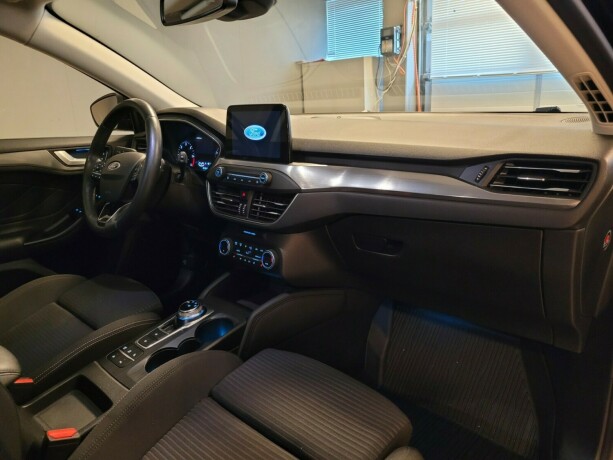 ford-focus-diesel-2019-big-14