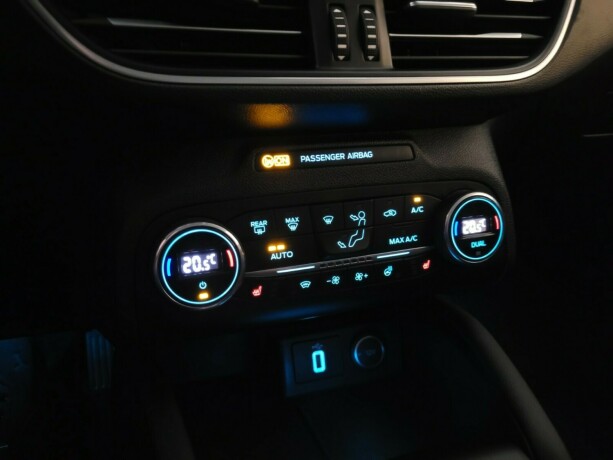ford-focus-diesel-2019-big-24