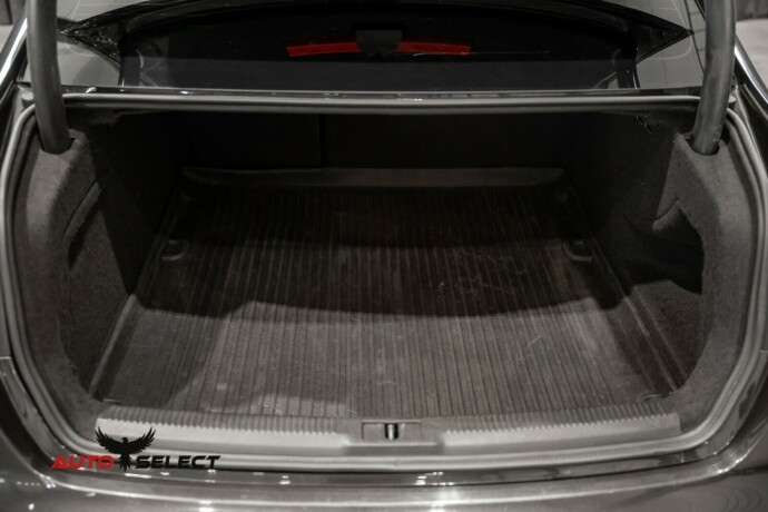 audi-a4-diesel-2011-big-9