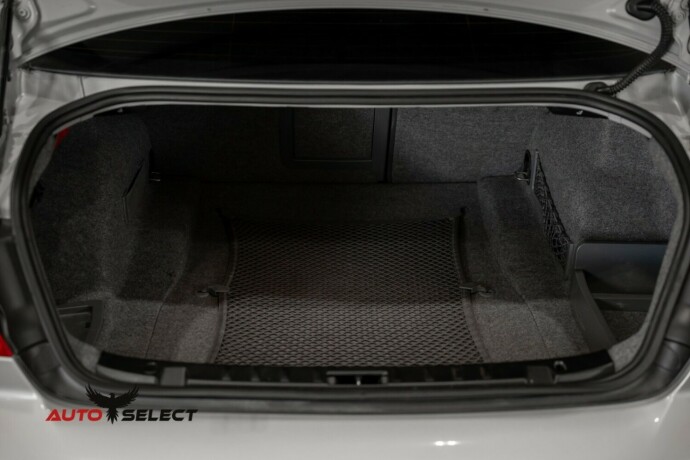 bmw-3-serie-bensin-2011-big-10