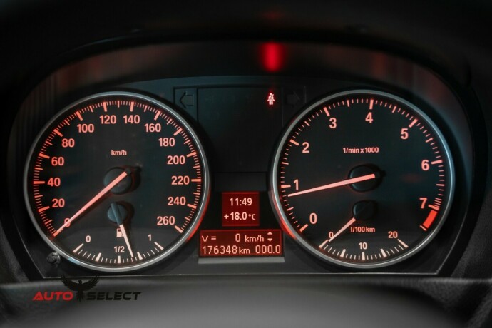 bmw-3-serie-bensin-2011-big-31