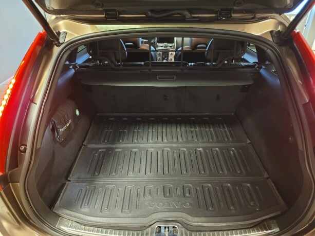 volvo-xc-60-diesel-2017-big-19