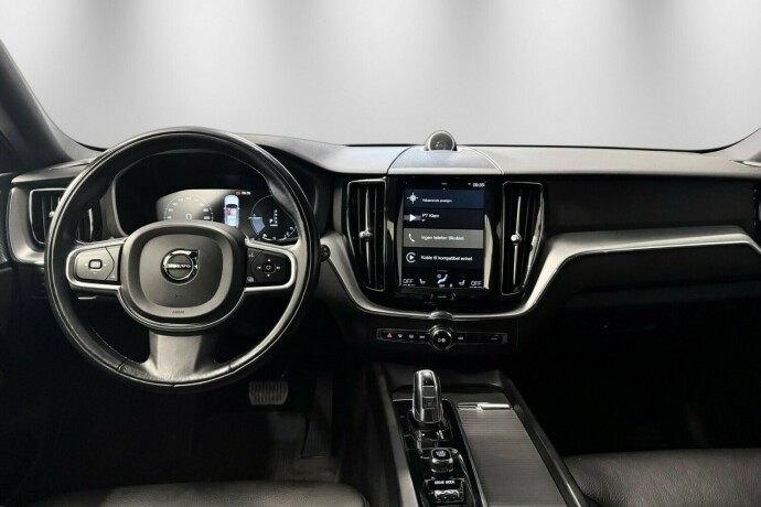 volvo-xc-60-elektrisitetbensin-2018-big-22