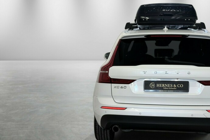 volvo-xc-60-elektrisitetbensin-2018-big-9