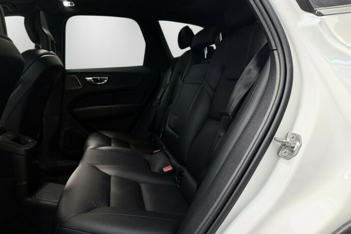 volvo-xc-60-elektrisitetbensin-2018-big-43