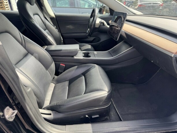 tesla-model-3-elektrisitet-2019-big-8