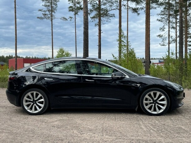 tesla-model-3-elektrisitet-2019-big-7