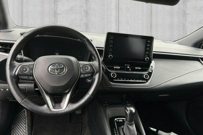 toyota-corolla-elektrisitetbensin-2021-big-10